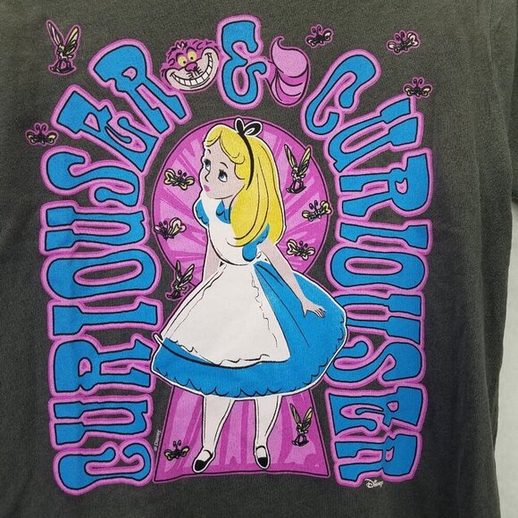 Junk Food T-shirt XS Disney Alice In Wonderland Curiouser Indie Sleeze Grung NEW - Picture 2 of 15